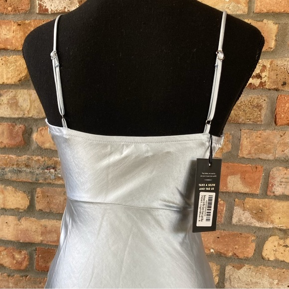 NWT Beginning Boutique Between Us Dress Light Blue Satin Slip Runs Small Size 6 - Picture 8 of 14
